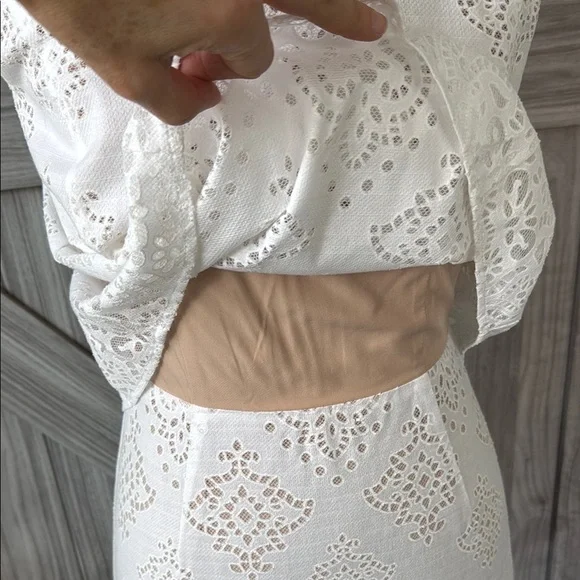 Tres Chic and Unique Vivian Dress NWOT - the back is gorgeous and flirtatious - Picture 8 of 17